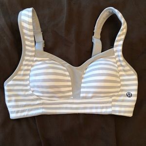 Lululemon Tata tamer 32B